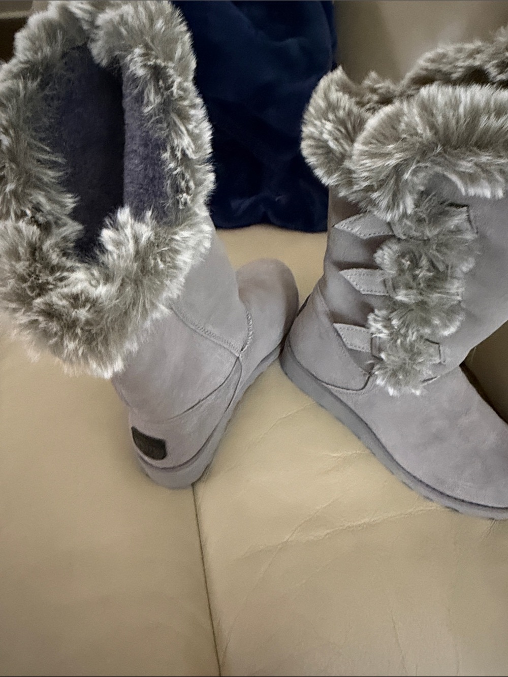 Bear paw Women’s Faux Fur Lined Gray Winter Boots
